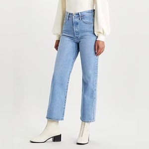 Levi’s Ribcage Straight Ankle Women’s Blue Jeans